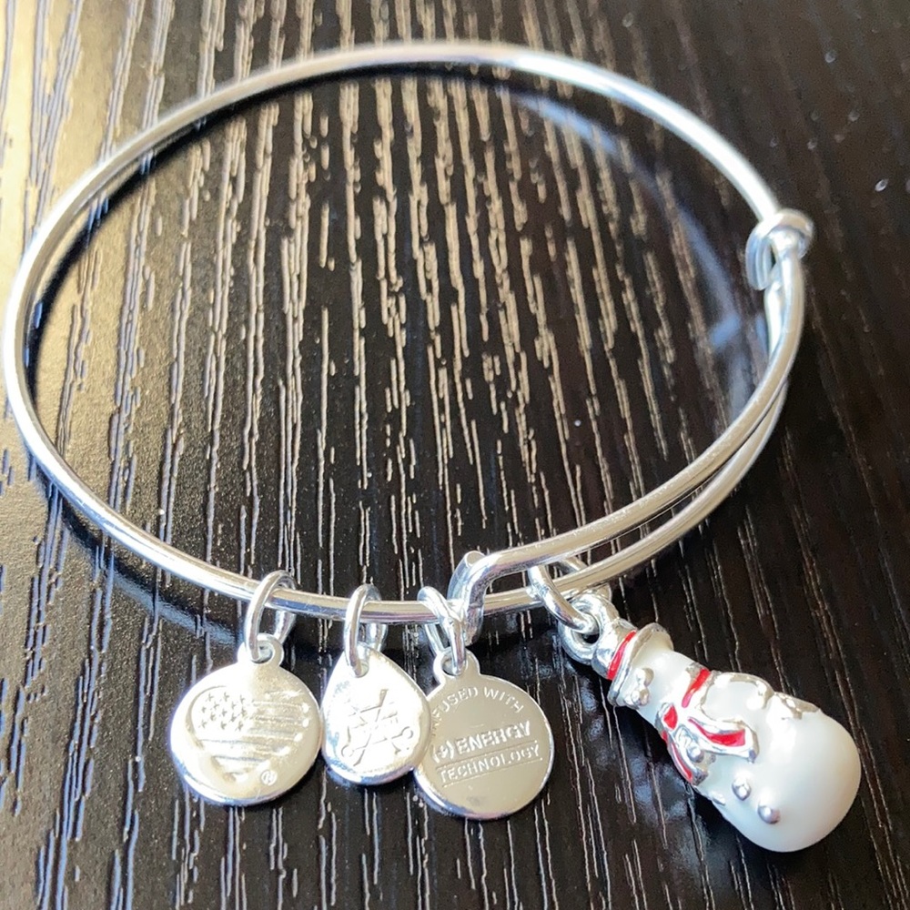 NWOT Alex and Ani silver snowman bracelet